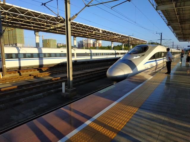 高铁列车 和谐号 复兴号 CRH380A 铁路迷 拍车