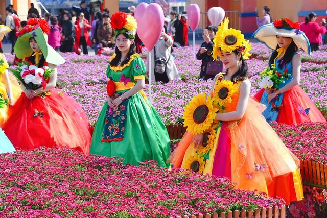 女人 花海