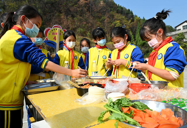 劳动,劳动课,教育,学生,学校,煮饭 炒菜,生活自理,劳动技能,美食