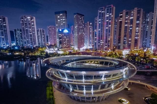 长沙夜景 梅溪湖城市岛