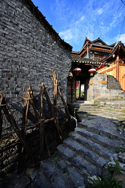 坪朗 苗寨 群山 秀水 民居