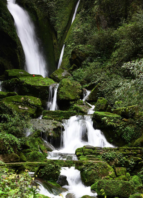 瀑布 美景  迷人