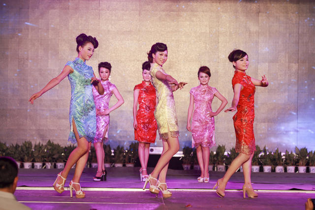 选美 比赛 文化活动 文艺 文化小姐 湖南赛区 选美比赛 晚会 颁奖  桃花江 