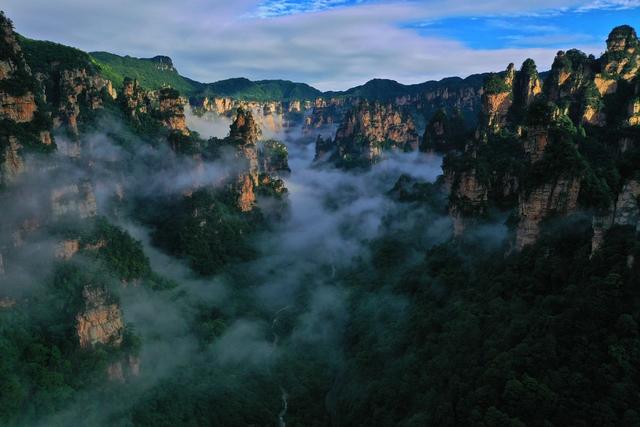 张家界峰林云海，世界自然遗产