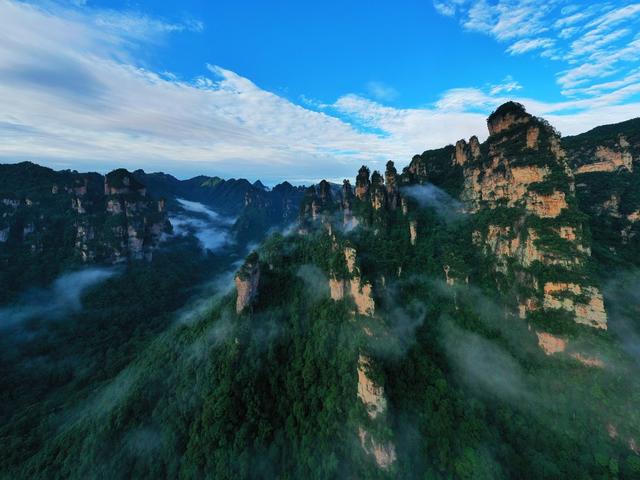 张家界峰林云海，世界自然遗产