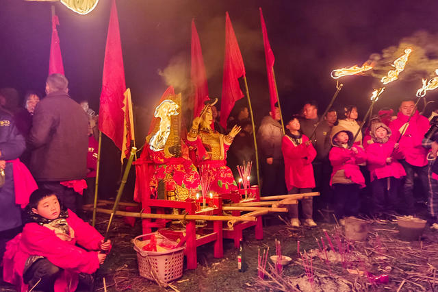 春节  民俗  舞龙  炸龙  怀化辰溪