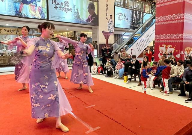 送戏下乡 惠民演出