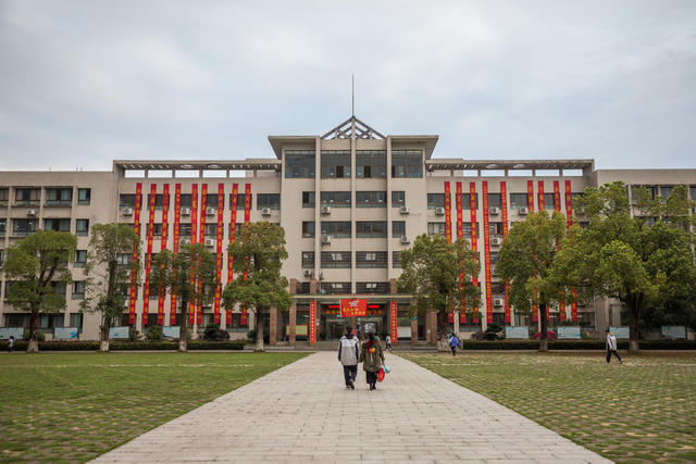 高三  高考  学生  校园  家长