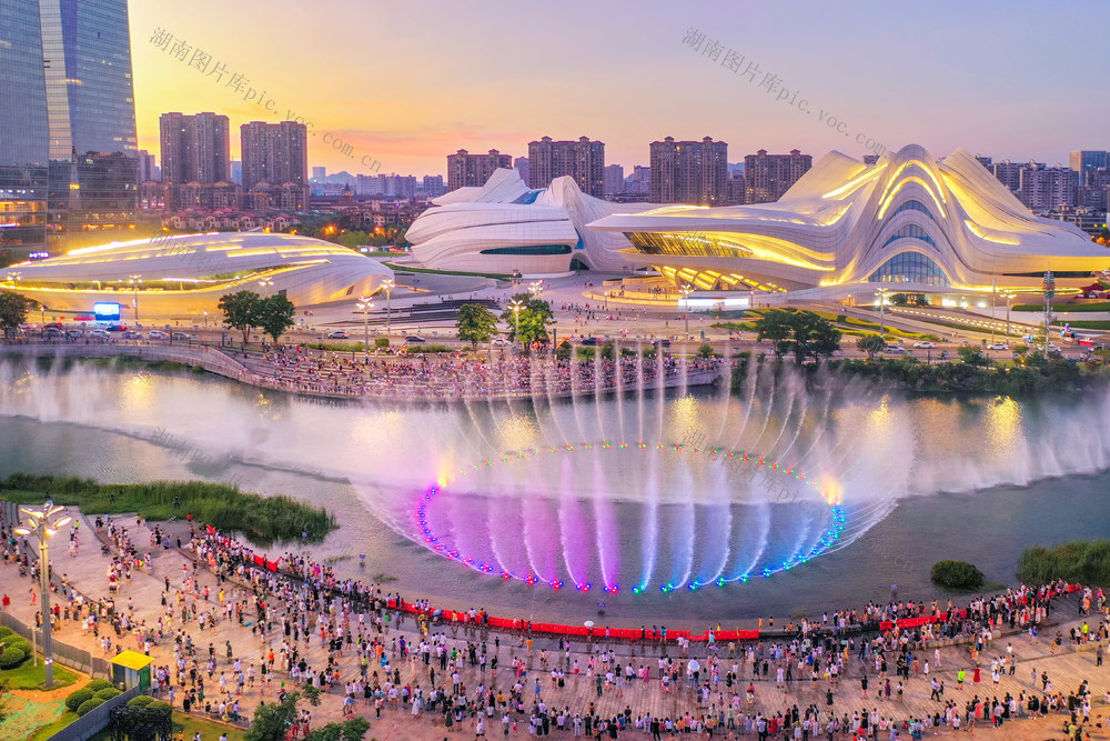 喷泉 灯光秀 旅游 生态城 休闲娱乐 夜景