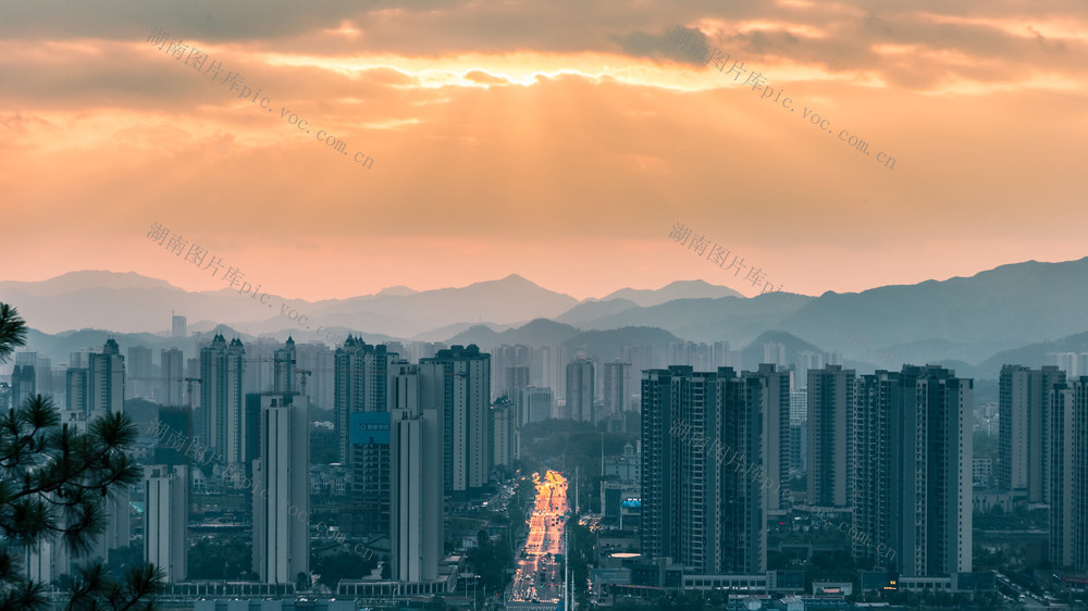 新城  夕阳  楼房  余晖  城市