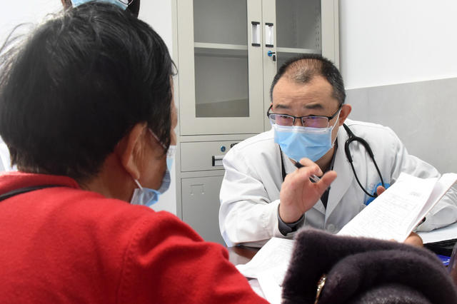 卫生健康  乡镇卫生院  慢病管理  专家下乡  坐诊