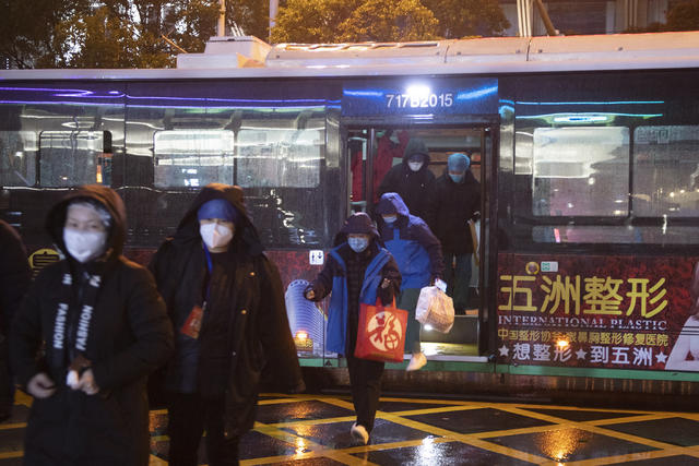方舱医院 新冠肺炎 武昌方舱 武汉 医护人员 医学救援队 最后一个夜班