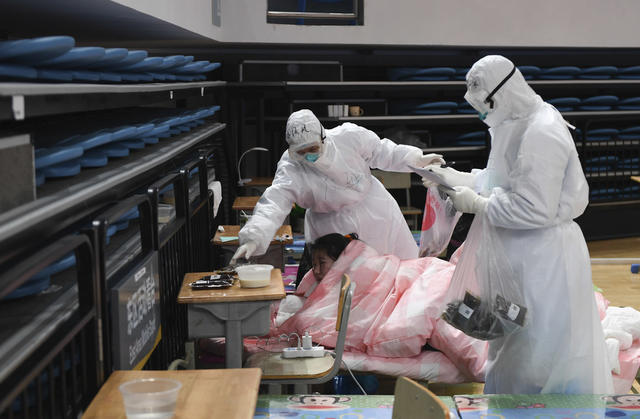 方舱医院 新冠肺炎 武昌方舱 武汉 医护人员 医学救援队 图书角