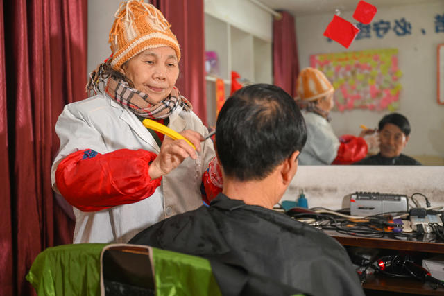 理发店 湖南好人 唐金莲