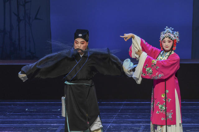 花鼓戏 马前覆水 文化传统 艺术节 戏剧 