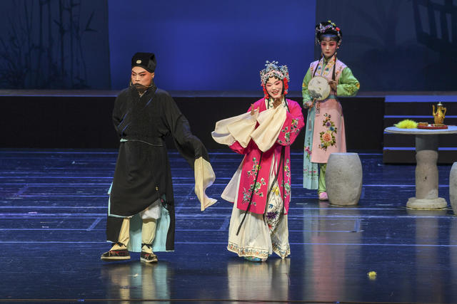 花鼓戏 马前覆水 文化传统 艺术节 戏剧 