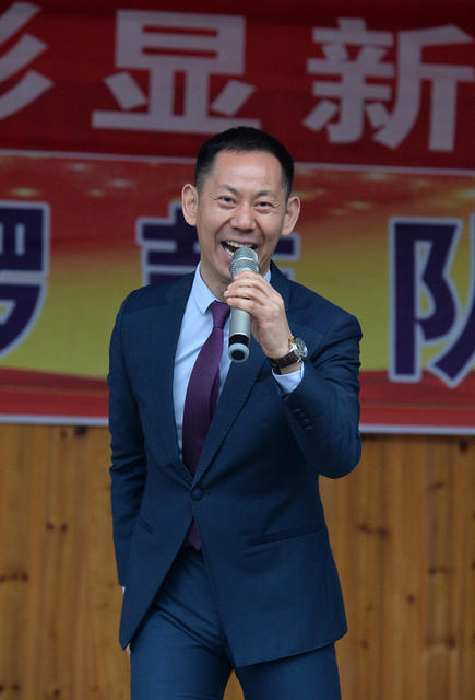 爱心企业 新晃侗族自治县 困难户 传统民族 