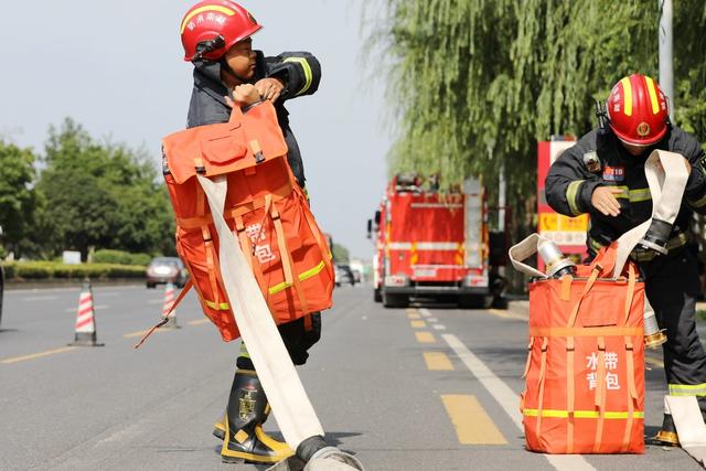 水带链接训练,高温训练