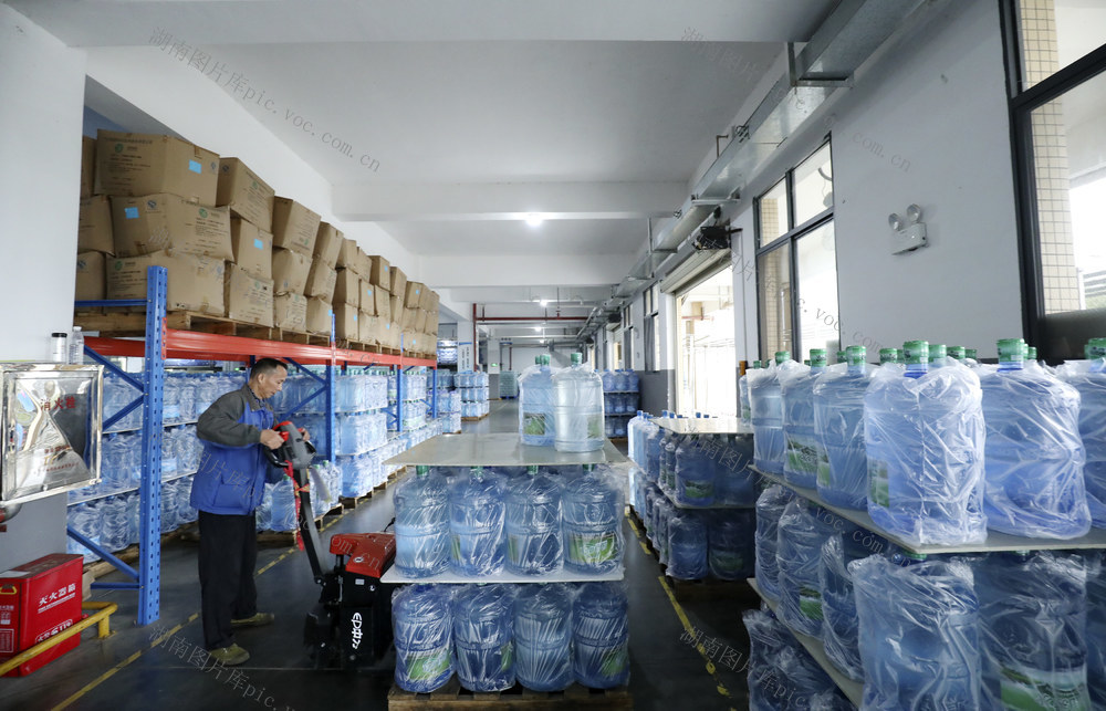 县域经济 东江湖水资源 可持续利用与保护 水文章 产业发展