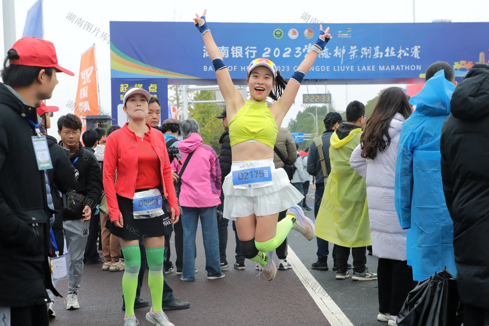 常德 马拉松赛  美丽冻人 美女