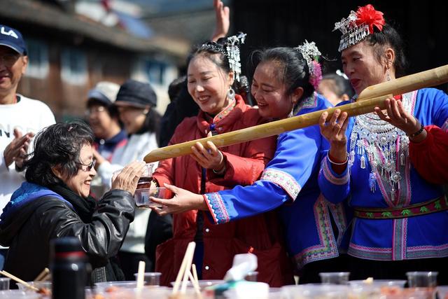 旅游、侗寨、文化、游客、文旅融合