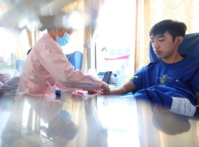 大学生节 献血 大一新生