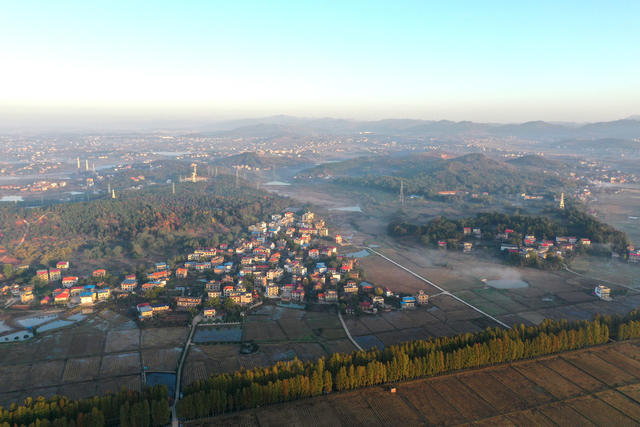 乡村  田野  风景  风光  旅游  冬日  画卷  乡村振兴
