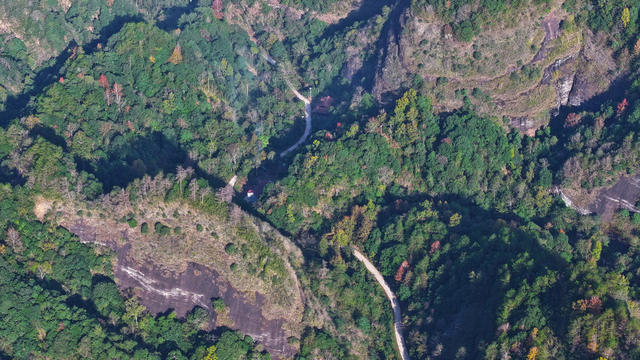 旅游公路、交通、经济、公路、地质公园