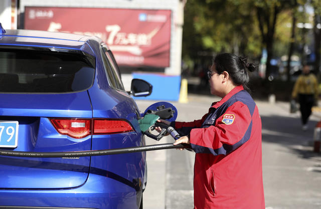 油价下调 汽车 汽油 柴油