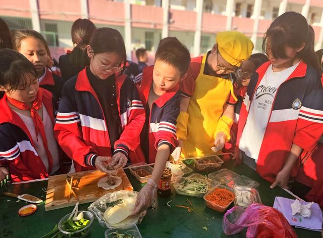 湖南  常宁  学生  烹饪  比赛