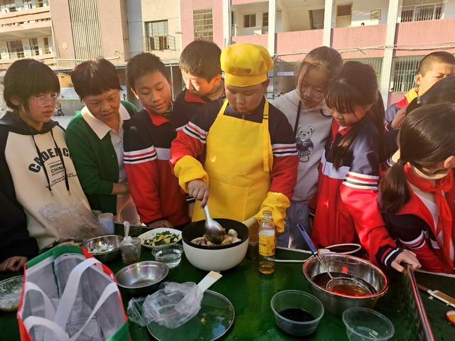 湖南  常宁  学生  烹饪  比赛