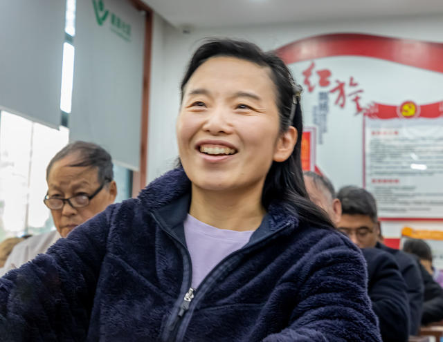 红色  教育   进社区