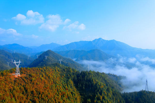 湖南桂东  生态美景画卷 云海 青山输电 线路