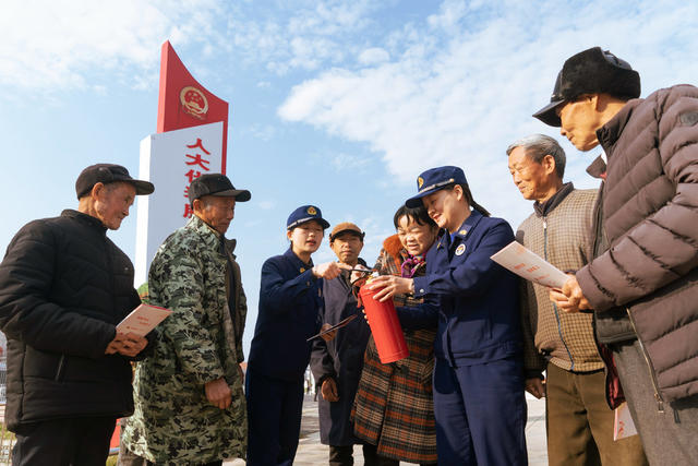 留守老人 农村老人 老人安全