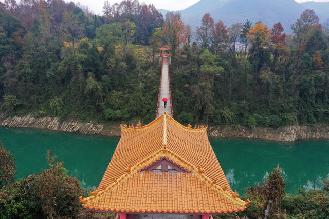 湖南 湘西 钢丝桥 基础设施  美丽乡村  网红  风景