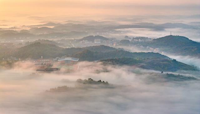 湖南  常宁  城区  雾景