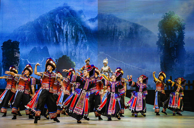湖南省   郴州市  文化   旅游  旅游剧  《郴之谣》 首演 
       