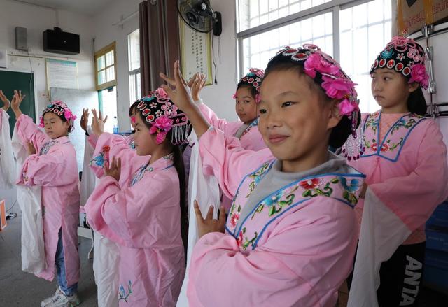 戏曲文化进校园