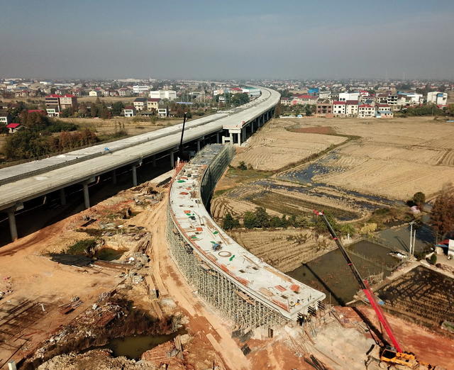 高速口公路口通道口施工