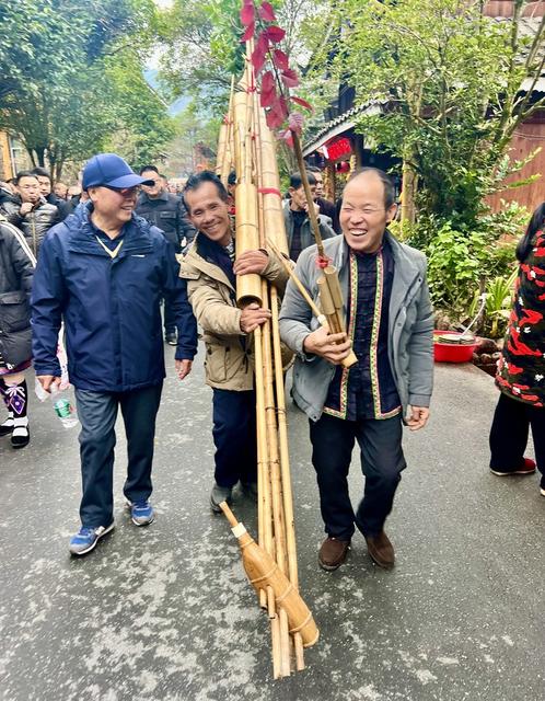 村民吃上“旅游饭”
