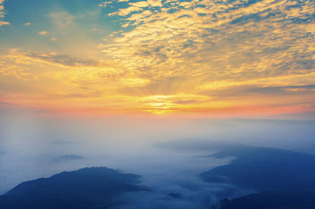山乡 山村 田园风光 自然风光 山水风光 山路 村落 