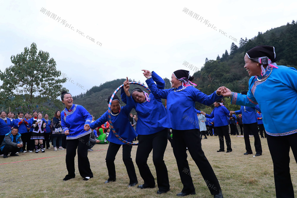 侗族 游客 趣味 比赛 欢度“侗年节”助推 乡村振兴