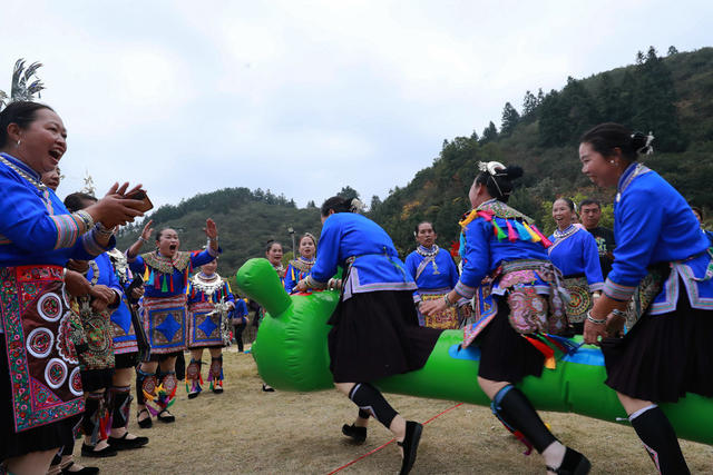 侗族 游客 趣味 比赛 欢度“侗年节”助推 乡村振兴