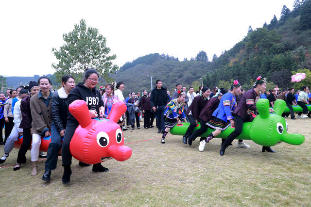 侗族 游客 趣味 比赛 欢度“侗年节”助推 乡村振兴