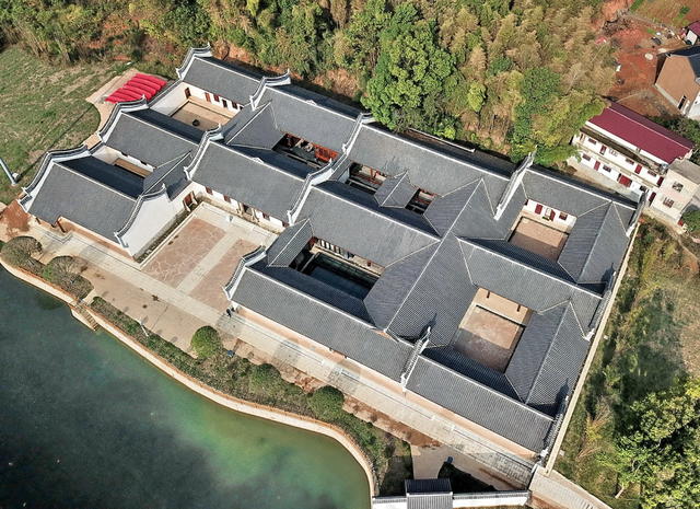 复建口胡林翼口故居