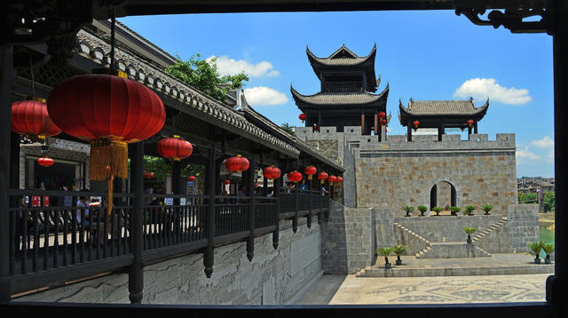 古建筑 三门开 艺术 月城