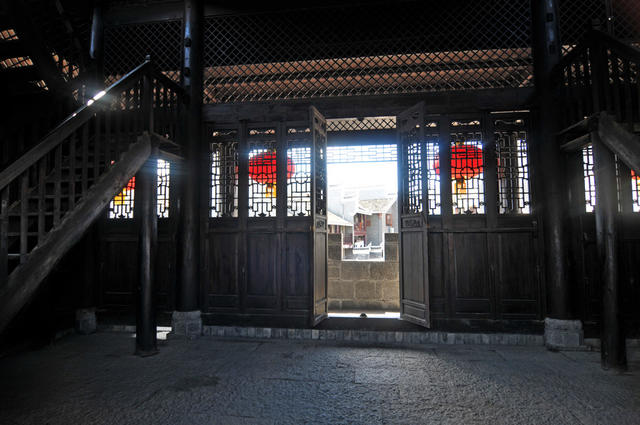 古建筑 三门开 艺术 月城