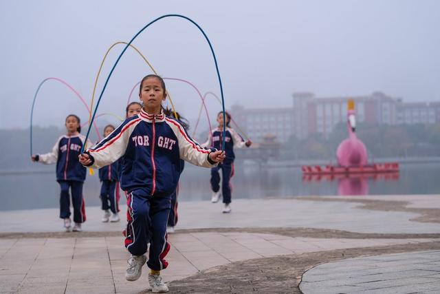 乐享冬日，跳绳，健身