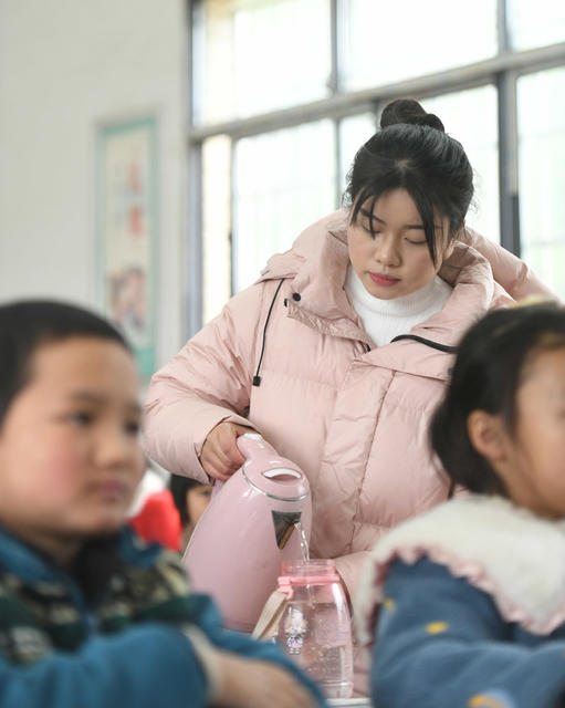 教育 寒冬 学生  道县 温暖