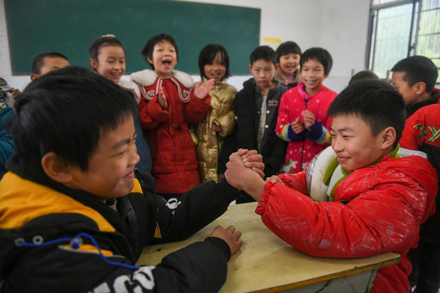 教育 寒冬 学生  道县 温暖